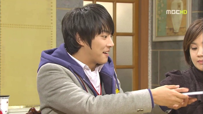 [지붕뚫고하이킥] 해줄 수 있는게 이거 밖에 없어서(준혁이 생일).jpg | 인스티즈