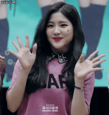 사람들을 즐겁게 해주는 걸 좋아한다는 아이돌.gif | 인스티즈