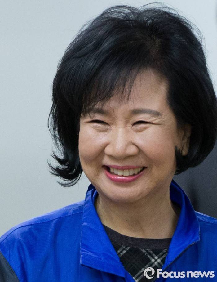 손혜원이 문재인한테 고나리 했던 썰 | 인스티즈