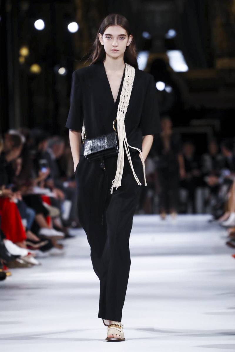 티베트에서 영감받은 스텔라 맥카트니 2018 S/S 컬렉션 | 인스티즈