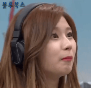 끼부리는 사나.gif | 인스티즈