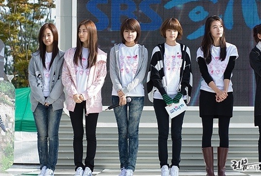 몇년전 소녀시대 굴욕이라는 제목으로 인터넷을 달구었던 게시물.jpg | 인스티즈