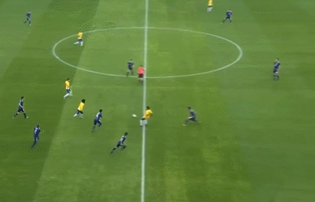 윌리안 레이저 패스.gif | 인스티즈