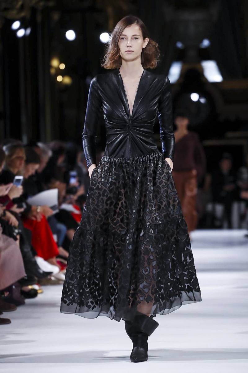 티베트에서 영감받은 스텔라 맥카트니 2018 S/S 컬렉션 | 인스티즈