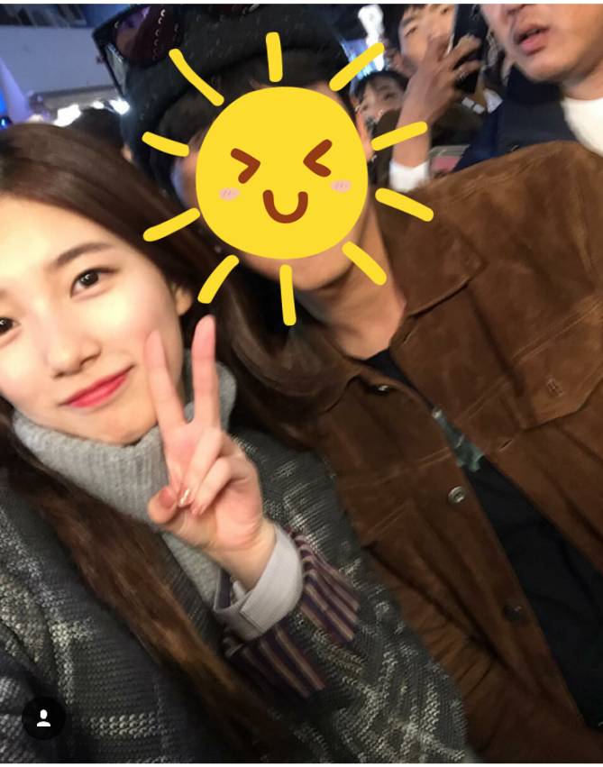 오늘자 홍대에뜬 수지 사진들 이야..................... | 인스티즈