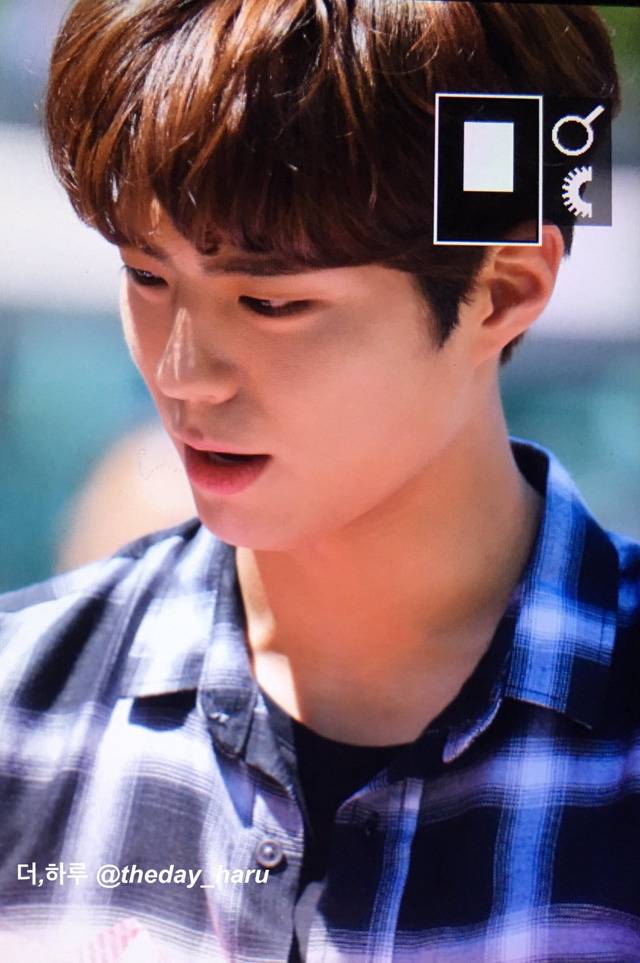 오늘자 박보검 | 인스티즈