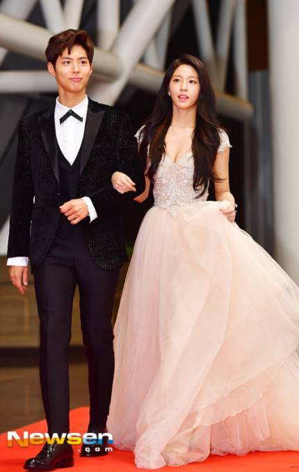 오늘자 박보검&설현 | 인스티즈