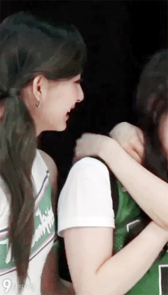 울리고 싶은 돌 | 인스티즈