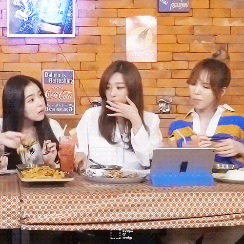 슬기는 왜이리 귀엽지.gif | 인스티즈