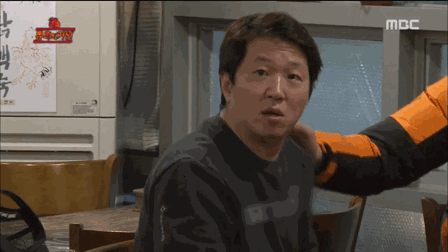 형들 믿고 간만에 한잔 하려던 정형돈.gif | 인스티즈