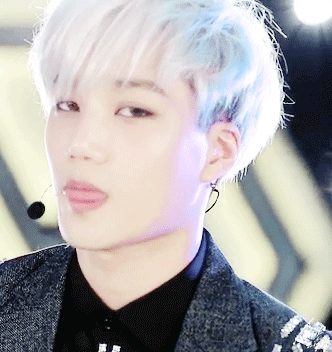 크리스탈과 열애설난 엓소멤버 카이 | 인스티즈