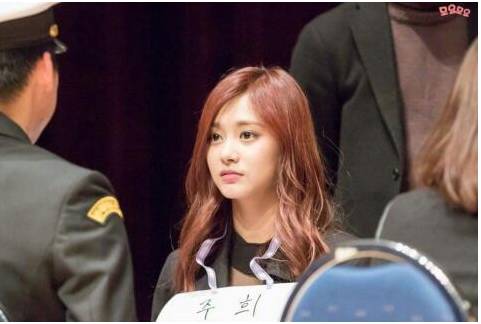 팬들을 바라보는 트와이스 맴버들의 눈빛 | 인스티즈