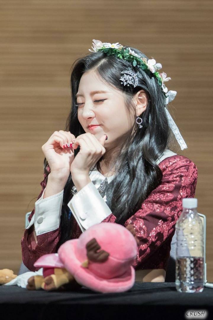 [러블리즈] 휴일에 대청소나 할까해서 예인이 | 인스티즈