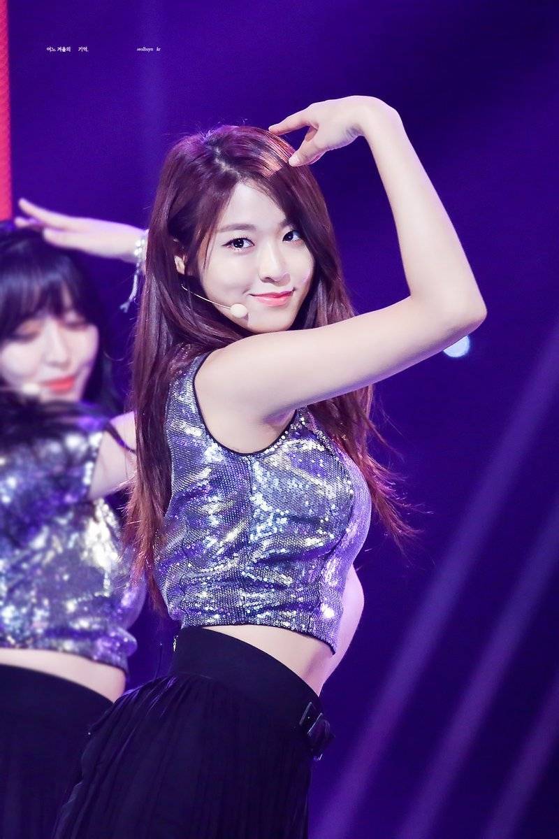 진짜 어떻게이렇게 이쁘냐... | 인스티즈