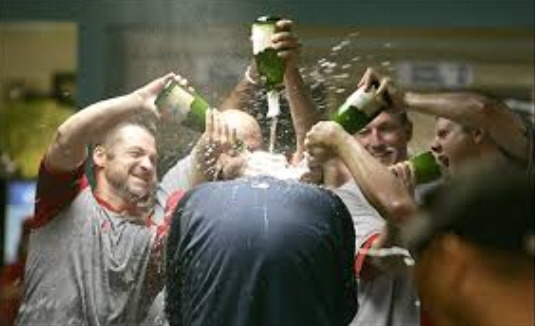 술마실때 좋아하는 분위기 1 vs 2 | 인스티즈