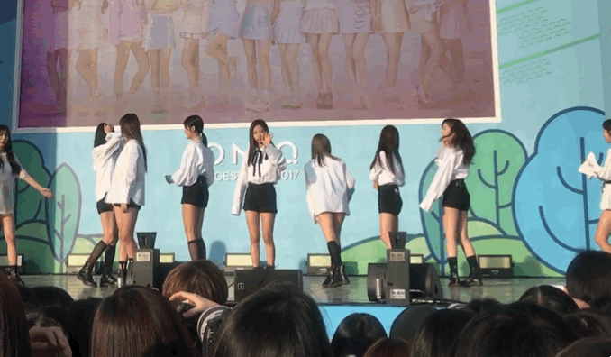 무대로 뛰어가는 루다 | 인스티즈