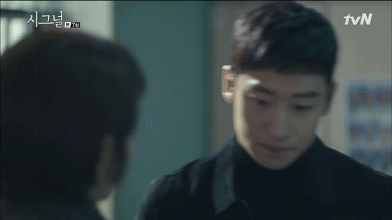 시그널이 공중파였다면 강제로 포텐셜 터졌을 러브라인.jpg | 인스티즈