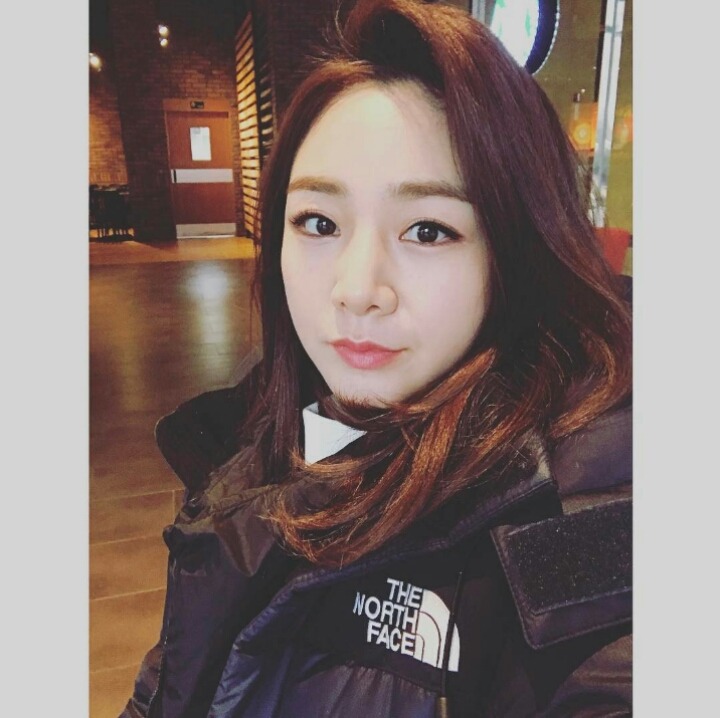 조우종의 여친 정다은 아나운서.gif | 인스티즈