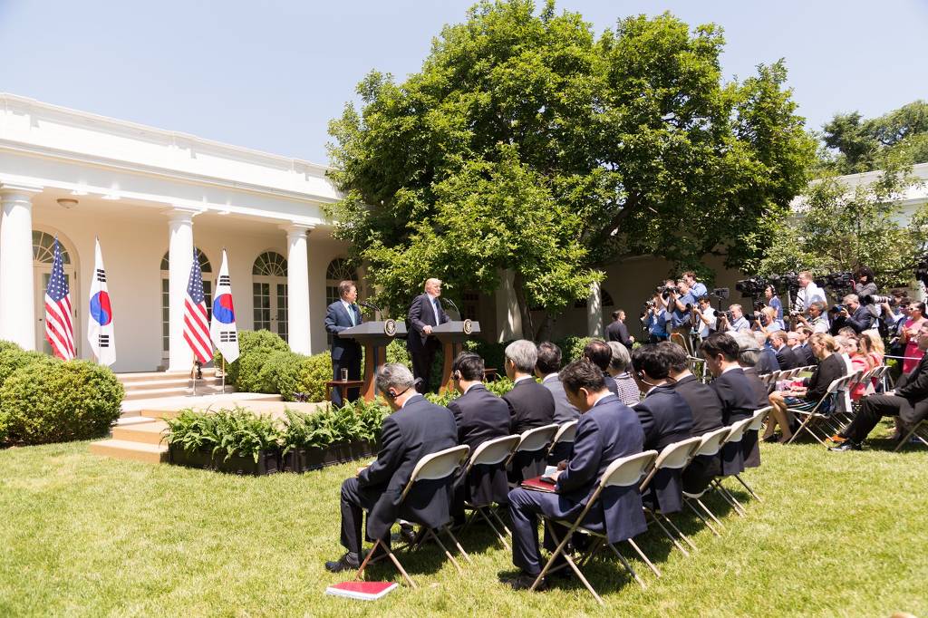 UPI와 백악관에 올라온 문재인 대통령 사진 | 인스티즈