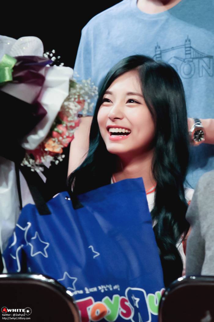 팬들을 바라보는 트와이스 맴버들의 눈빛 | 인스티즈