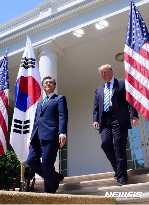 한 중 일 미국과 정상회담 악수와 분위기.JPG | 인스티즈