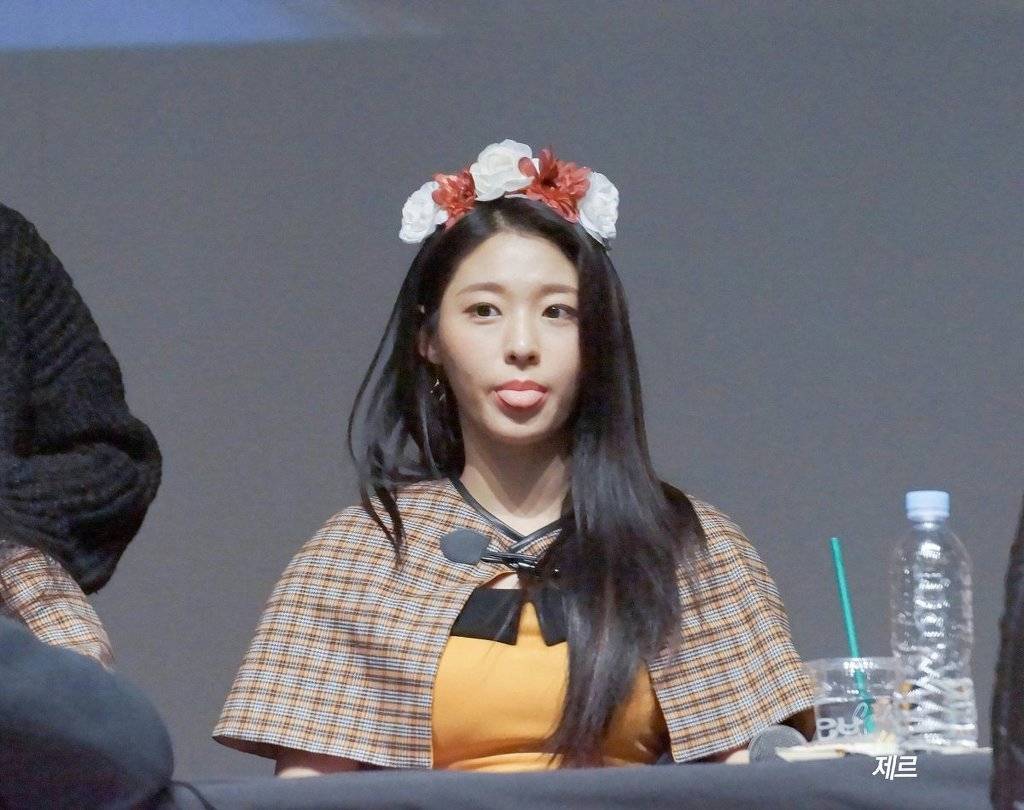 진짜 어떻게이렇게 이쁘냐... | 인스티즈