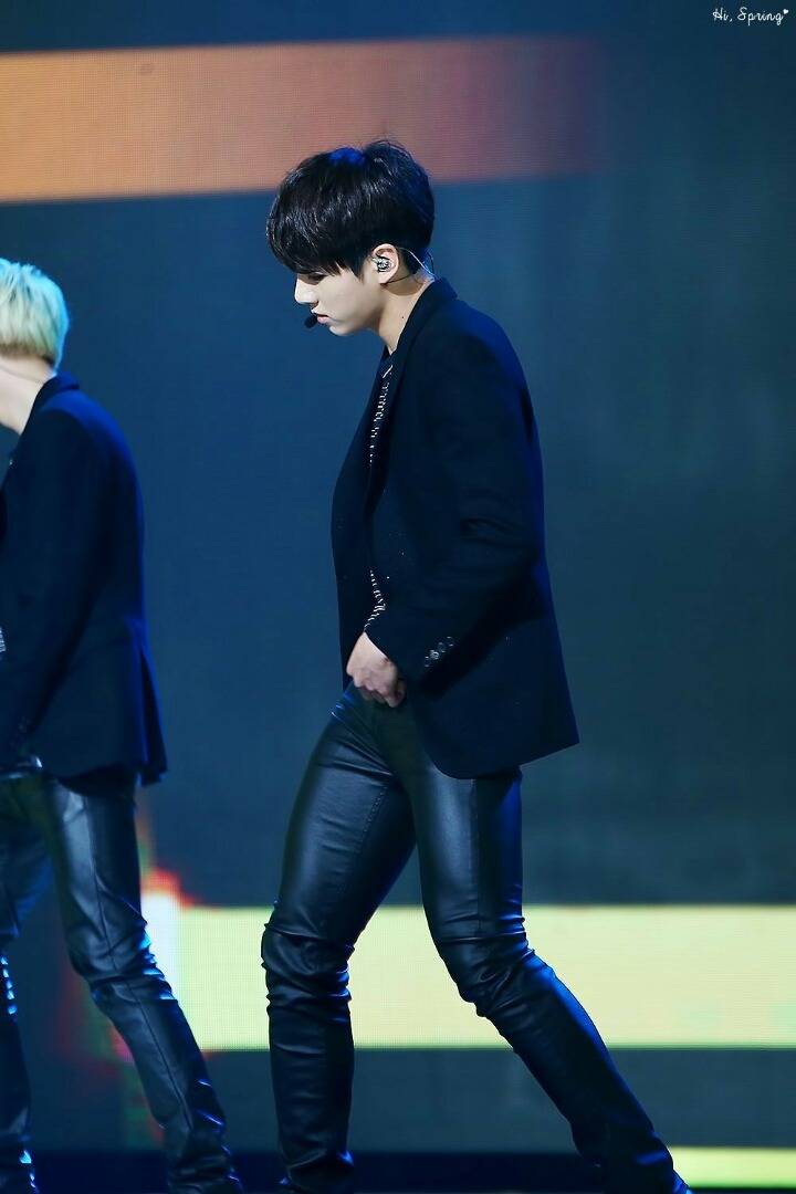 탄탄한 허벅지로 유명한 아이돌 | 인스티즈