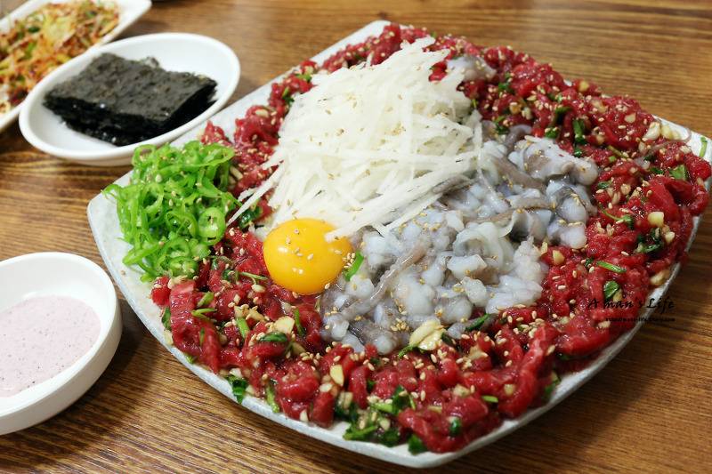 [낙지육회탕탕이] 솔직히 호불호 갈려도 이상하지 않는 낙지육회탕탕이 | 인스티즈