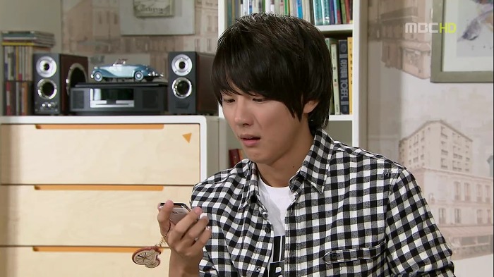 [지붕뚫고하이킥] 띠드버거.jpg | 인스티즈