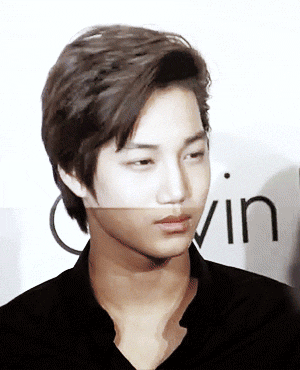 크리스탈과 열애설난 엓소멤버 카이 | 인스티즈