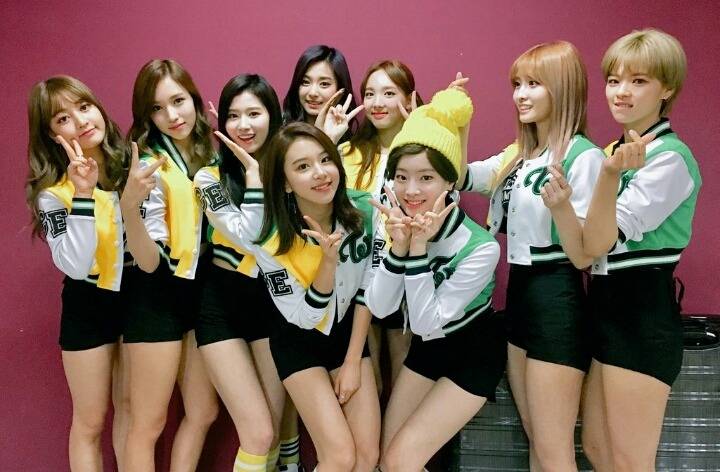 주말 상암 DMC & 부산 ASF 뛴 트와이스(50장 주의) | 인스티즈