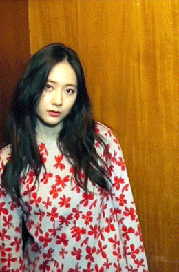 길 가는데 모르는 여자가 이렇게 쳐다본다 | 인스티즈