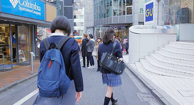 [늑대소녀와흑왕자] 남주가 쓰레기라 생각이 들다가도 와꾸보면 화가 풀리다가도 쓰레기라 생각이 드는 영화 01 | 인스티즈