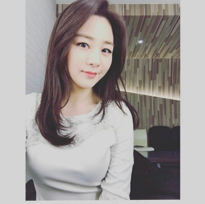 조우종의 여친 정다은 아나운서.gif | 인스티즈