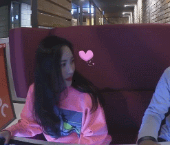 PC방에 있다가 갑자기 선미 들어옴.gif | 인스티즈