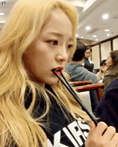 어제자 정채연 인스타 Feat. I.O.I 마네킹 챌린지 | 인스티즈