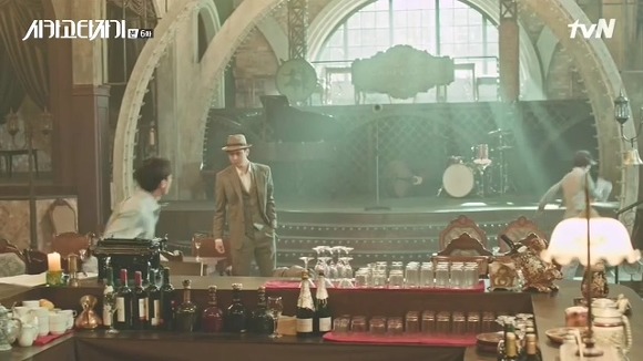 [시카고타자기] 80년간 한 여자를 사랑한 유령이 그녀에게 모습을 보이기까지 | 인스티즈