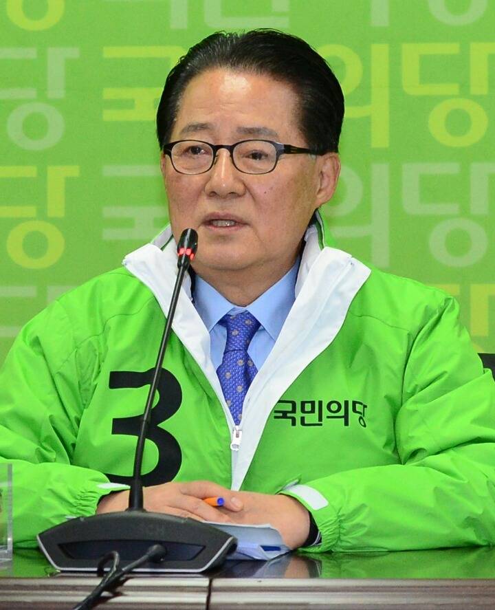 오늘자 한편의 코미디같은 국회와 새누리의 필리밥스터.jpg | 인스티즈