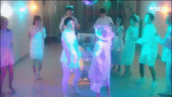 [질투의화신] 제작진 인도사람썰이 신빙성 있었던 이유.gif | 인스티즈