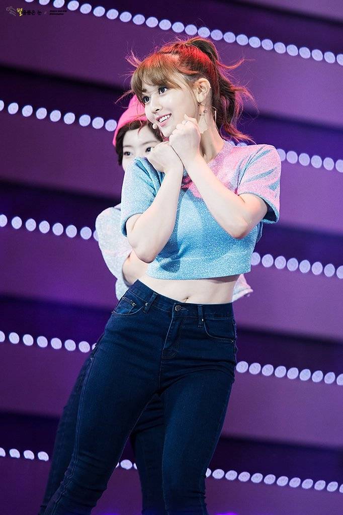 주말 상암 DMC & 부산 ASF 뛴 트와이스(50장 주의) | 인스티즈