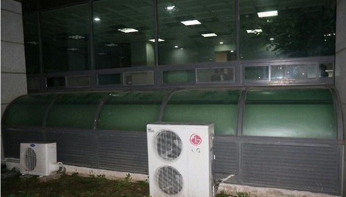 부경대 트와이스 구경하던 여대생 2명 추락사고 | 인스티즈