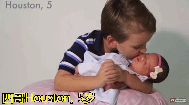 갓 태어난 동생을 본 오빠들의 반응.gif | 인스티즈