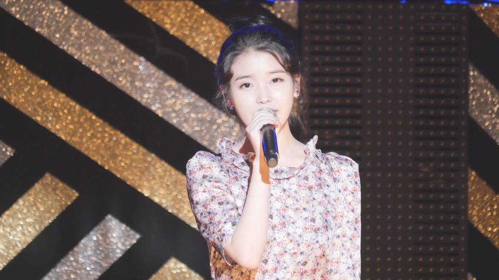 꽃처녀 아이유 | 인스티즈