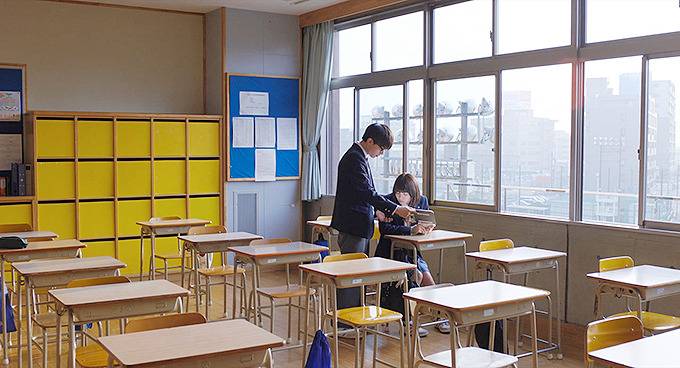 [늑대소녀와흑왕자] 남주가 쓰레기라 생각이 들다가도 와꾸보면 화가 풀리다가도 쓰레기라 생각이 드는 영화 02 | 인스티즈