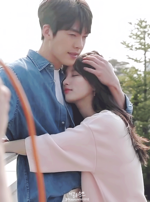 보는 사람이 더 떨리는 수지 김우빈 | 인스티즈