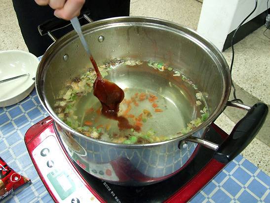 군인들 군대에서 라면끓어먹기 | 인스티즈