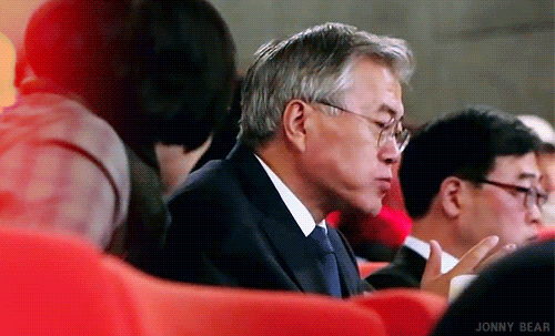 [문재인외] 이거 그건데.. 서프라이즈감인데? | 인스티즈