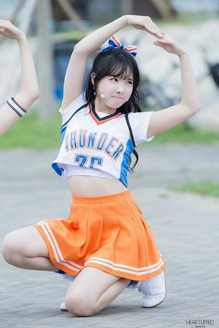 꾹꾹이 나연이 | 인스티즈