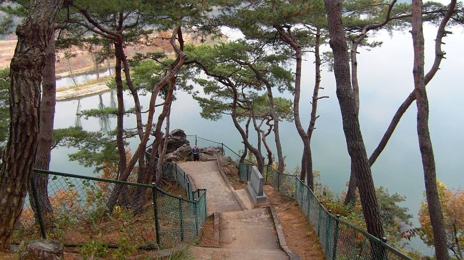 임진왜란때 천혜의 요새를 버리고 배수진을 친 장수 | 인스티즈