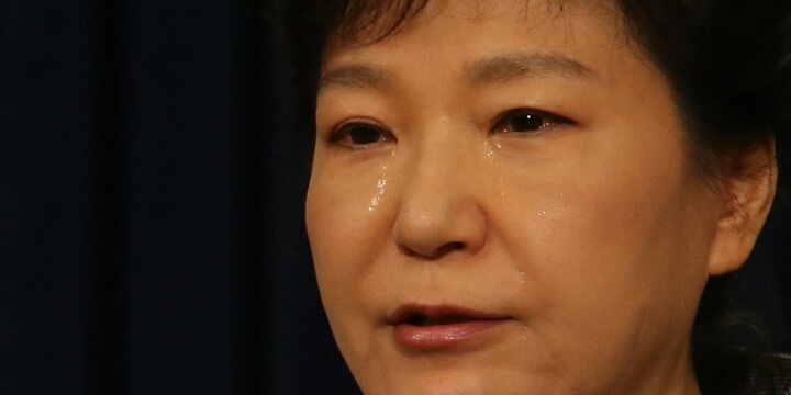 ???: 아..아들아 이게 뭐하는 짓이냐...! | 인스티즈